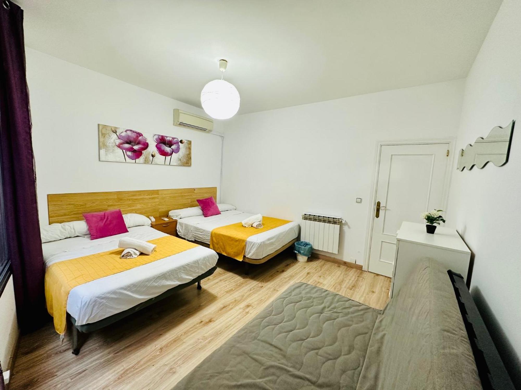 Punta Me Rooms In The Best Location Of Madrid Downtown Extérieur photo