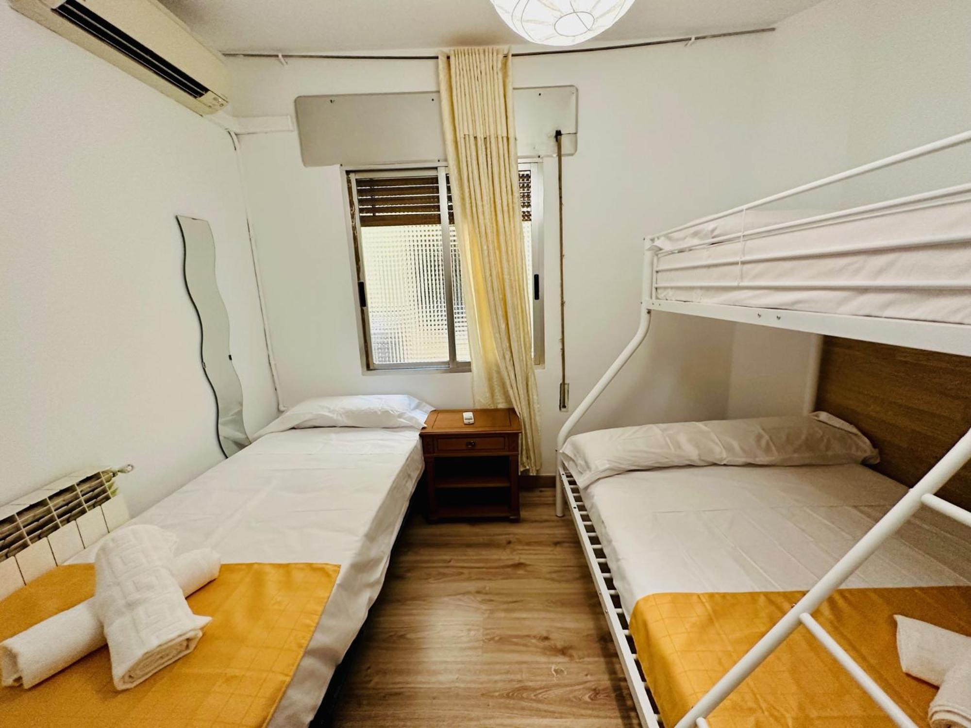 Punta Me Rooms In The Best Location Of Madrid Downtown Extérieur photo