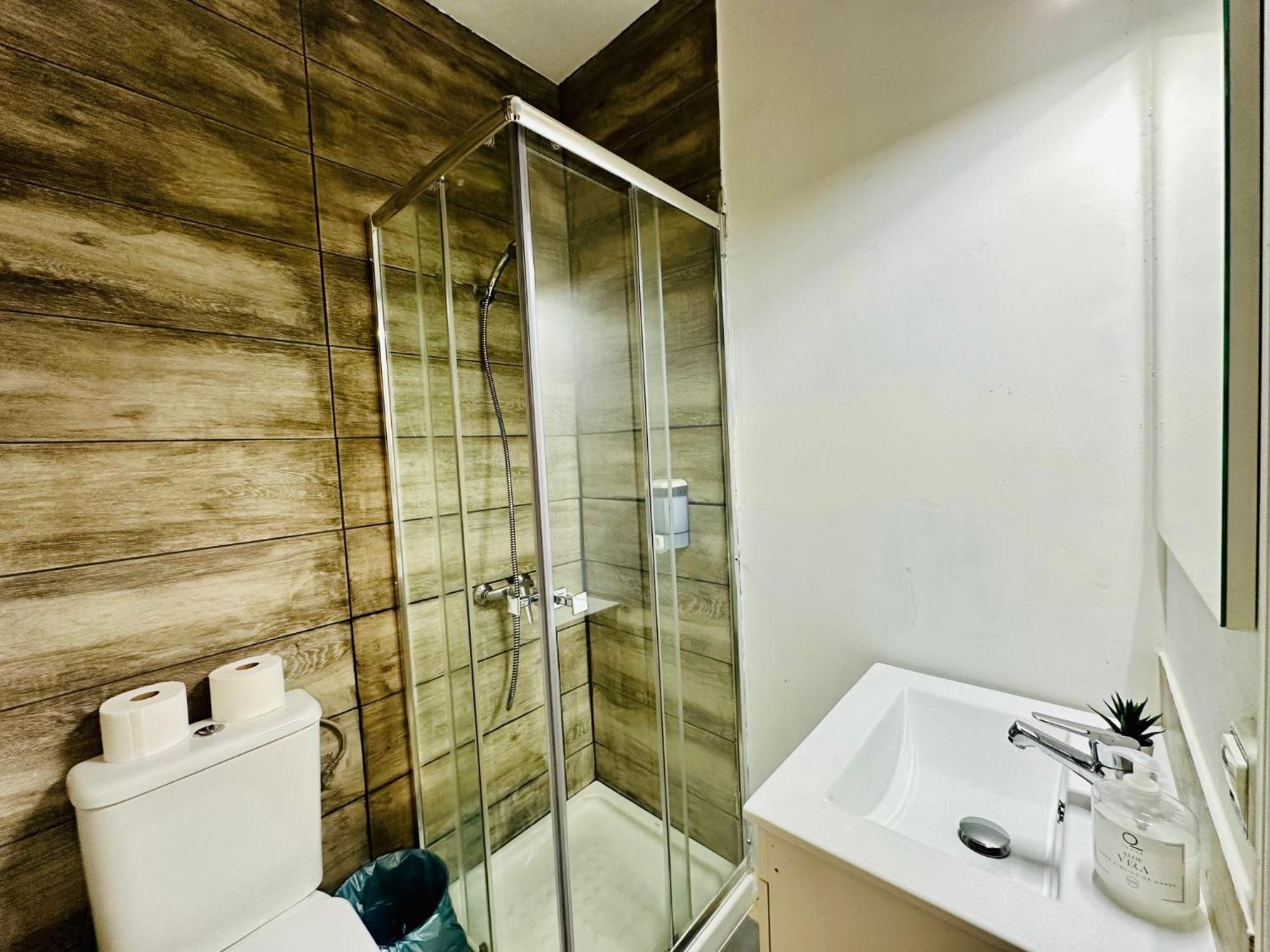 Punta Me Rooms In The Best Location Of Madrid Downtown Extérieur photo
